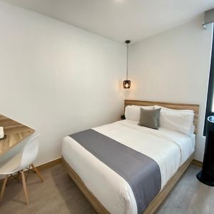 Habitación Estándar con Cama Queen